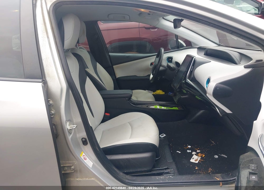 2018 TOYOTA PRIUS VIN: JTDKARFU6J3057288