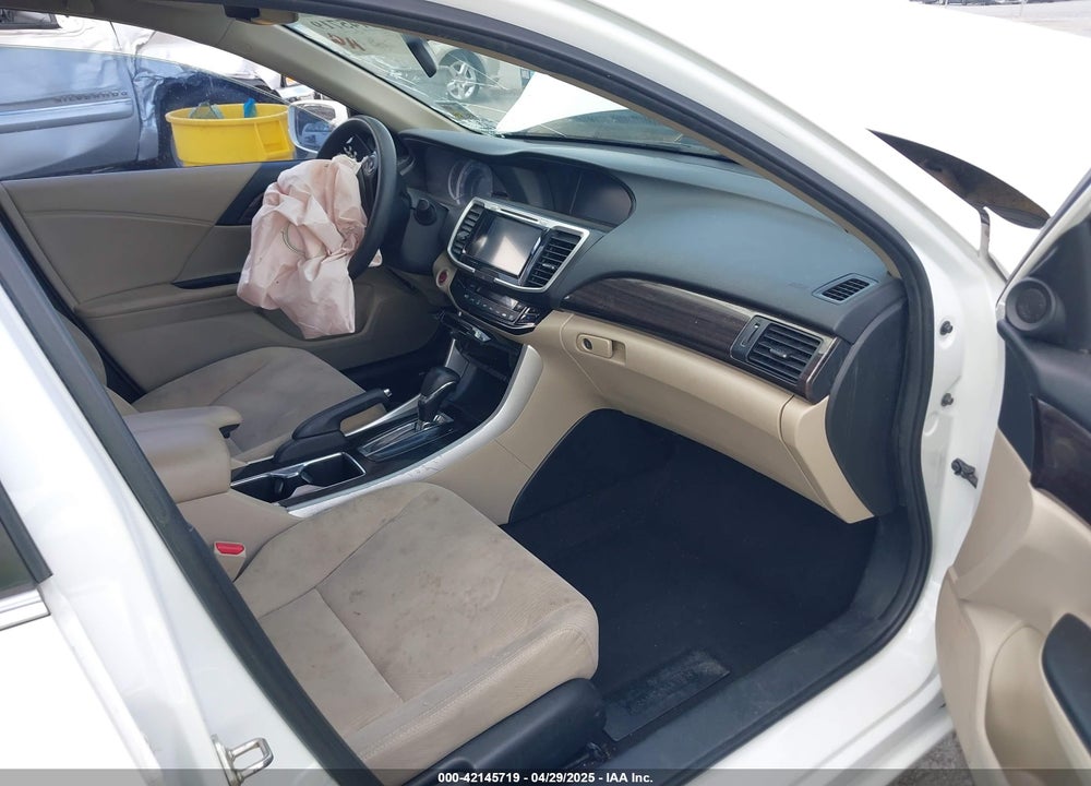 2016 HONDA ACCORD VIN: 1HGCR2F77GA200012