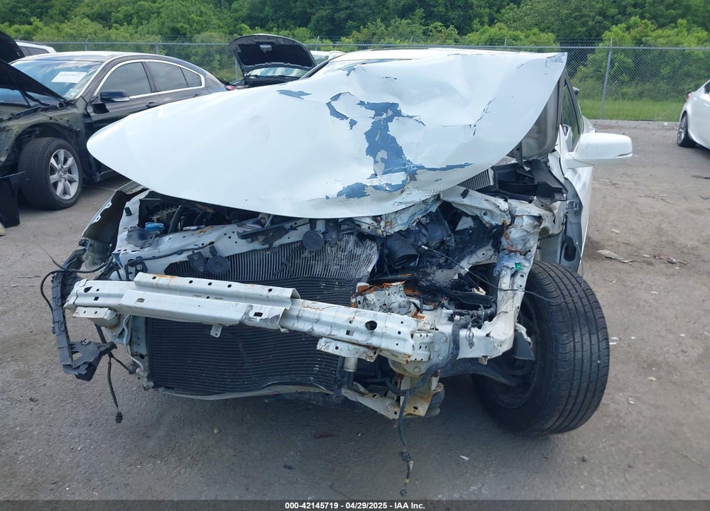 2016 HONDA ACCORD VIN: 1HGCR2F77GA200012