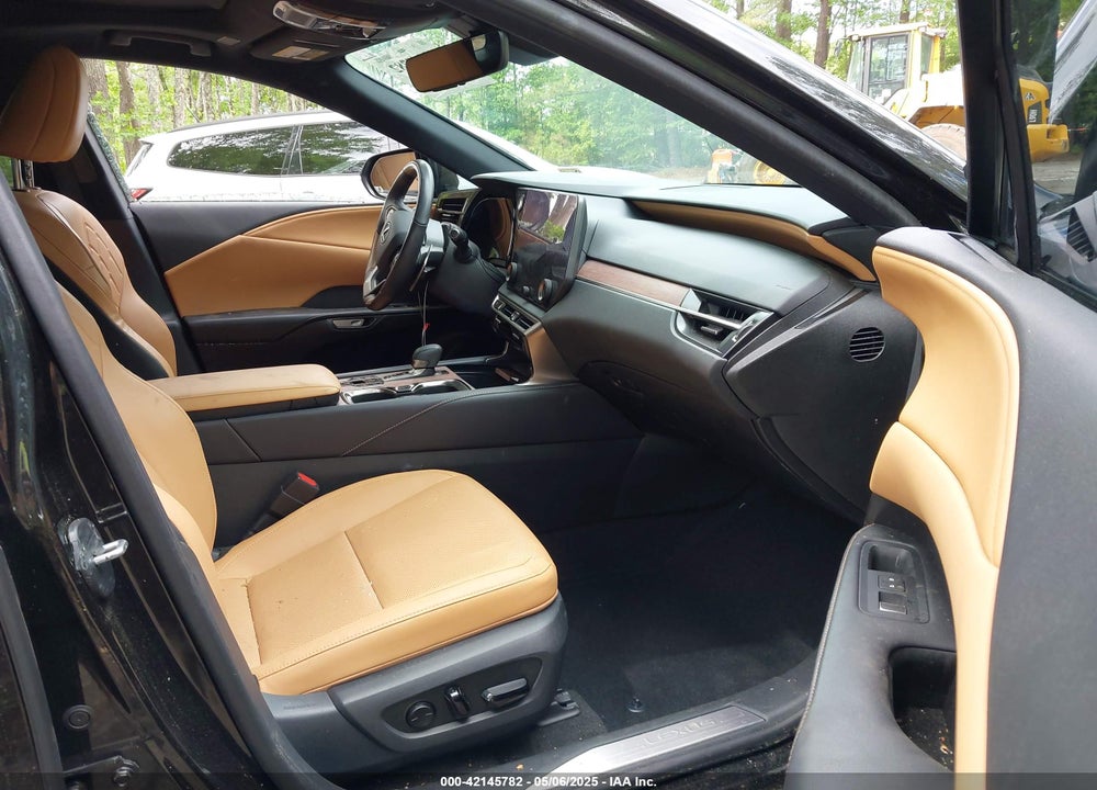 2024 LEXUS RX 350 VIN: 2T2BAMCAXRC038674