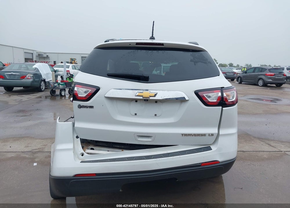 2016 CHEVROLET TRAVERSE LS VIN: 1GNKRFKDXGJ237589