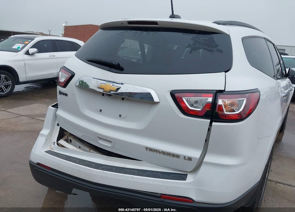 2016 CHEVROLET TRAVERSE LS VIN: 1GNKRFKDXGJ237589