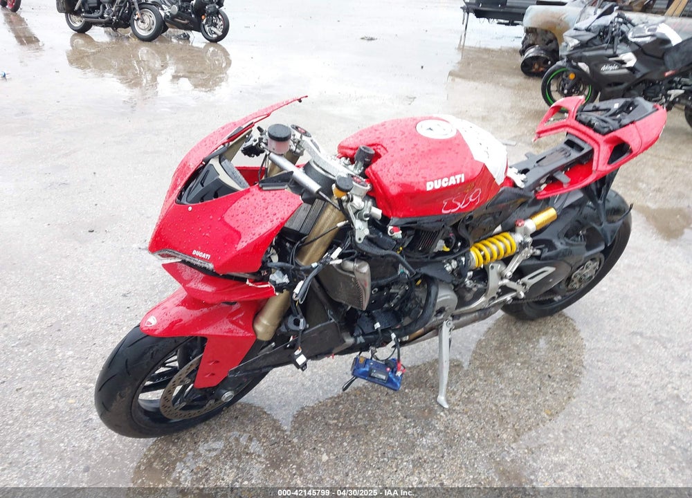 2012 DUCATI SUPERBIKE 1199 PANIGALE/S VIN: ZDM14BPW1CB002769