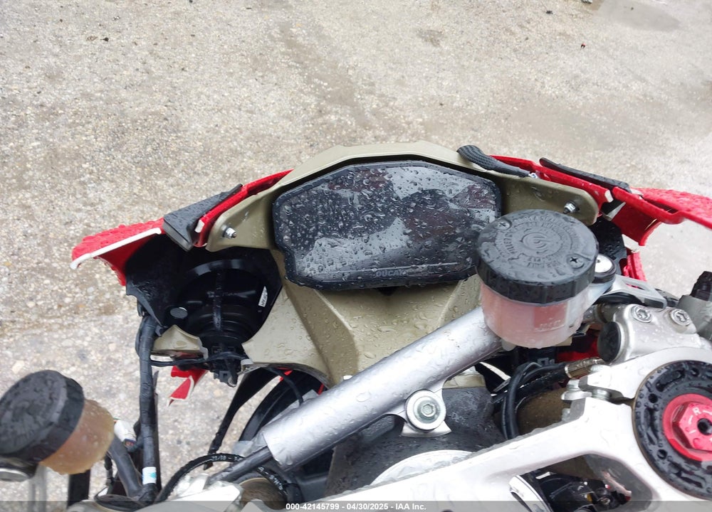 2012 DUCATI SUPERBIKE 1199 PANIGALE/S VIN: ZDM14BPW1CB002769