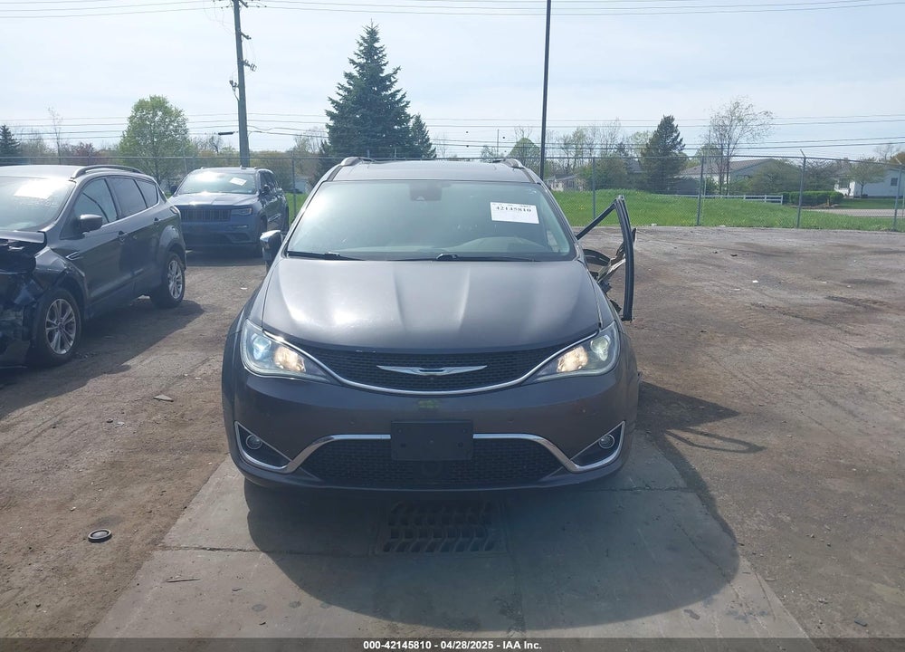 2017 CHRYSLER PACIFICA LIMITED VIN: 2C4RC1GGXHR504970