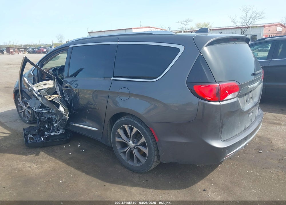 2017 CHRYSLER PACIFICA LIMITED VIN: 2C4RC1GGXHR504970