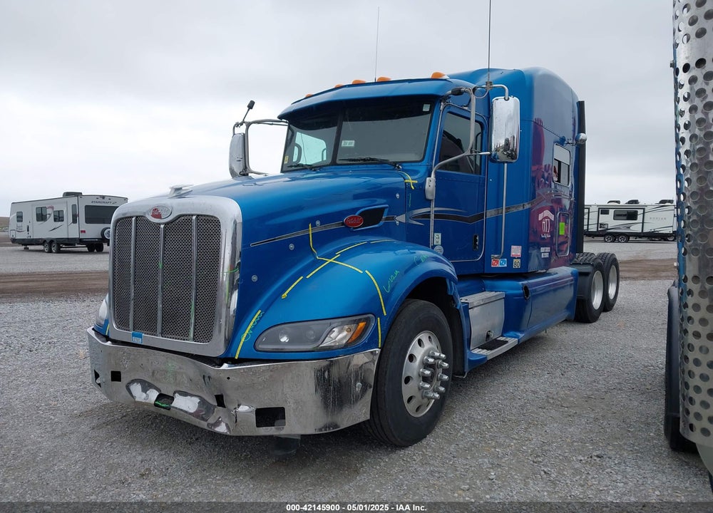 2013 PETERBILT 386 VIN: 1XPHD49X2DD209333