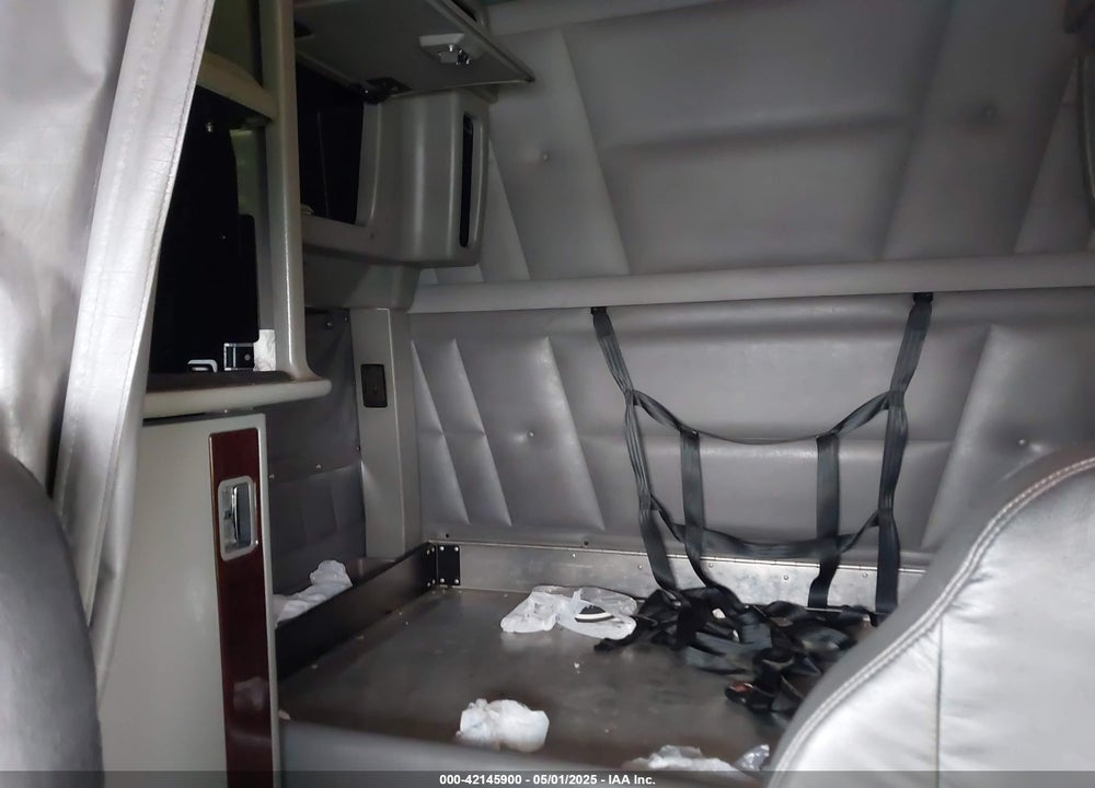 2013 PETERBILT 386 VIN: 1XPHD49X2DD209333