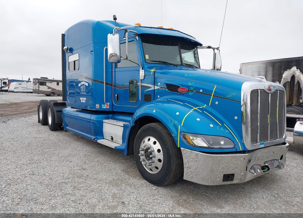 2013 PETERBILT 386 VIN: 1XPHD49X2DD209333