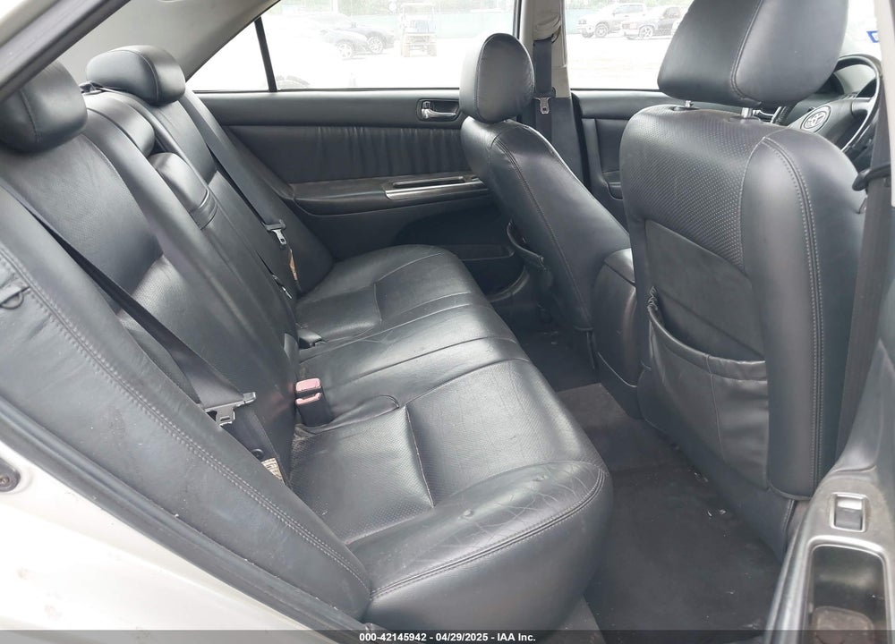 2004 TOYOTA CAMRY SE V6 VIN: 4T1BA32K44U015827
