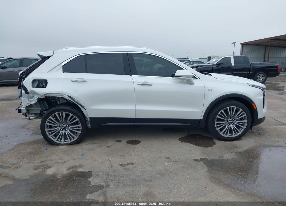 2024 CADILLAC XT4 VIN: 1GYFZCR42RF234829