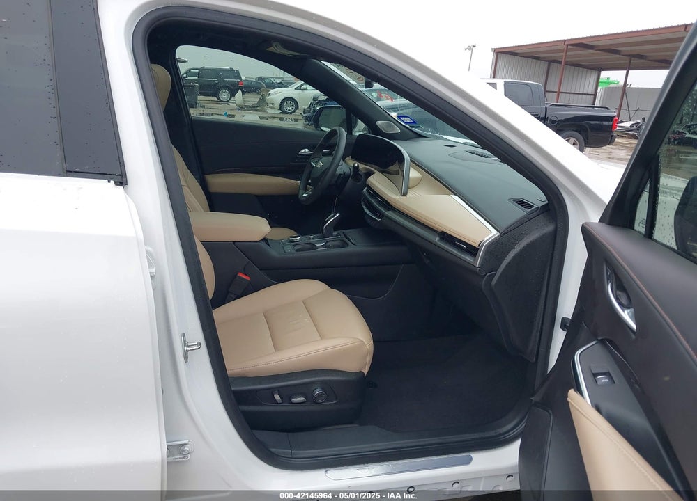 2024 CADILLAC XT4 VIN: 1GYFZCR42RF234829