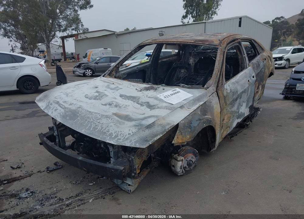 2022 HYUNDAI ELANTRA VIN: KMHLM4AG1NU349569