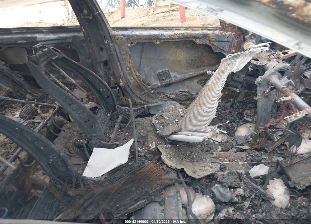 2022 HYUNDAI ELANTRA VIN: KMHLM4AG1NU349569