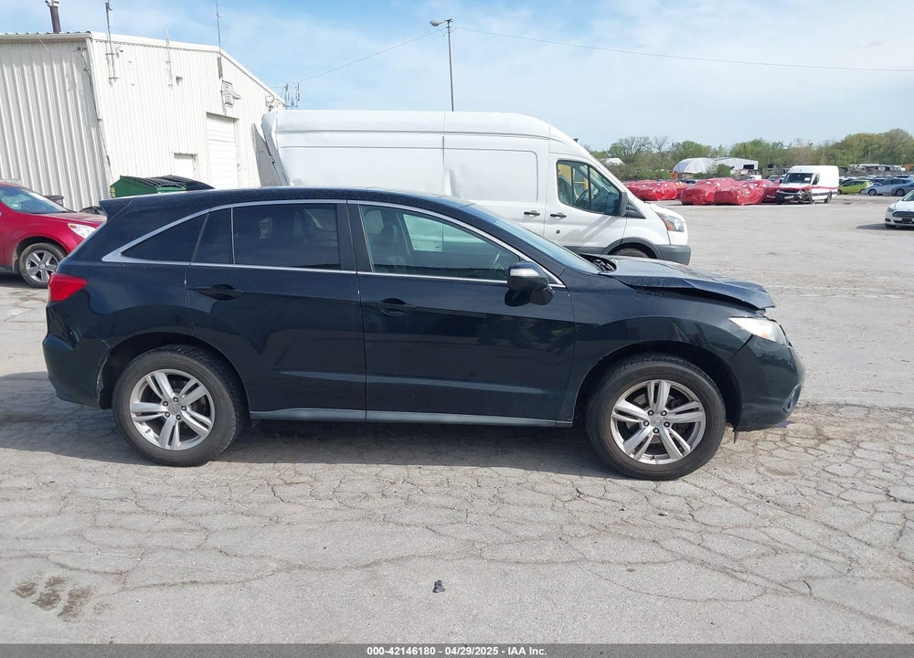 2015 ACURA RDX VIN: 5J8TB3H32FL015714