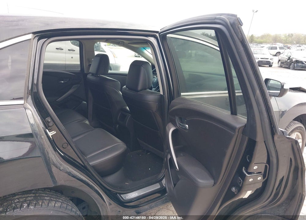 2015 ACURA RDX VIN: 5J8TB3H32FL015714
