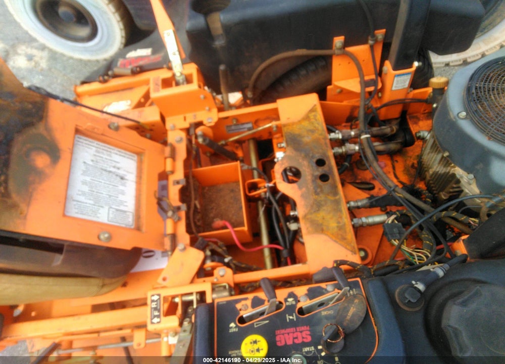2017 SCAG STC61V-730FX ZERO TURN LAWNMOWER VIN: H6100782