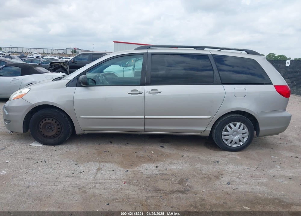 2007 TOYOTA SIENNA VIN: 5TDZK23C57S092880