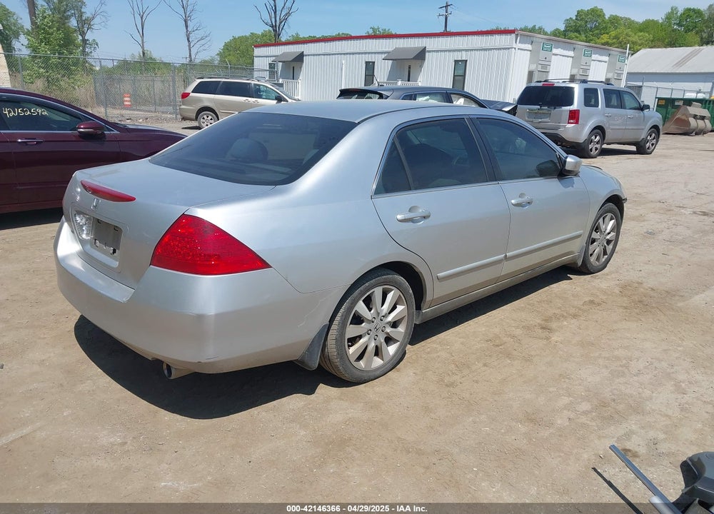 2007 HONDA ACCORD VIN: 1HGCM66437A038553