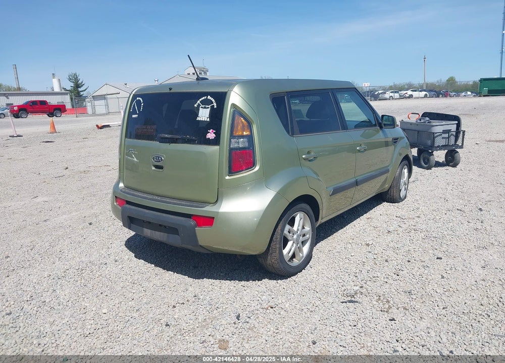2011 KIA SOUL VIN: KNDJT2A25B7328192