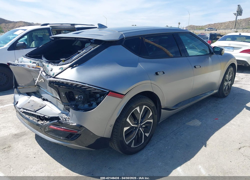 2023 KIA EV6 GT LINE VIN: KNDC44LA6P5118533