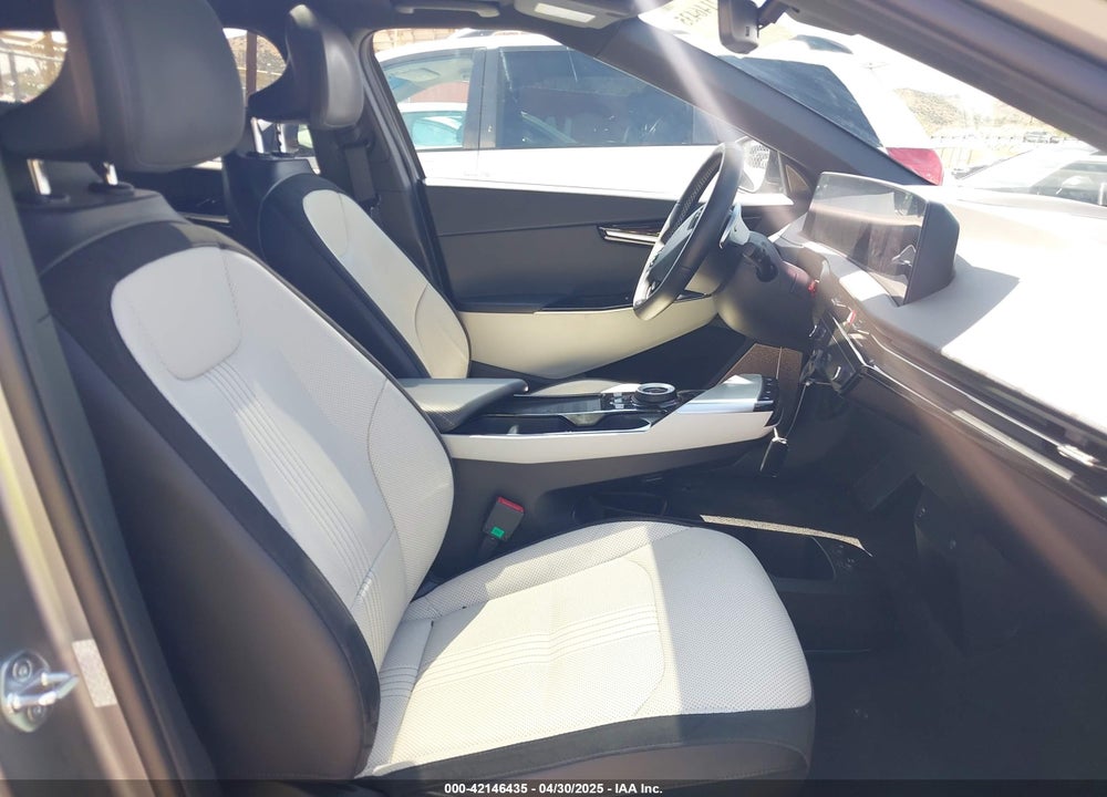 2023 KIA EV6 GT LINE VIN: KNDC44LA6P5118533