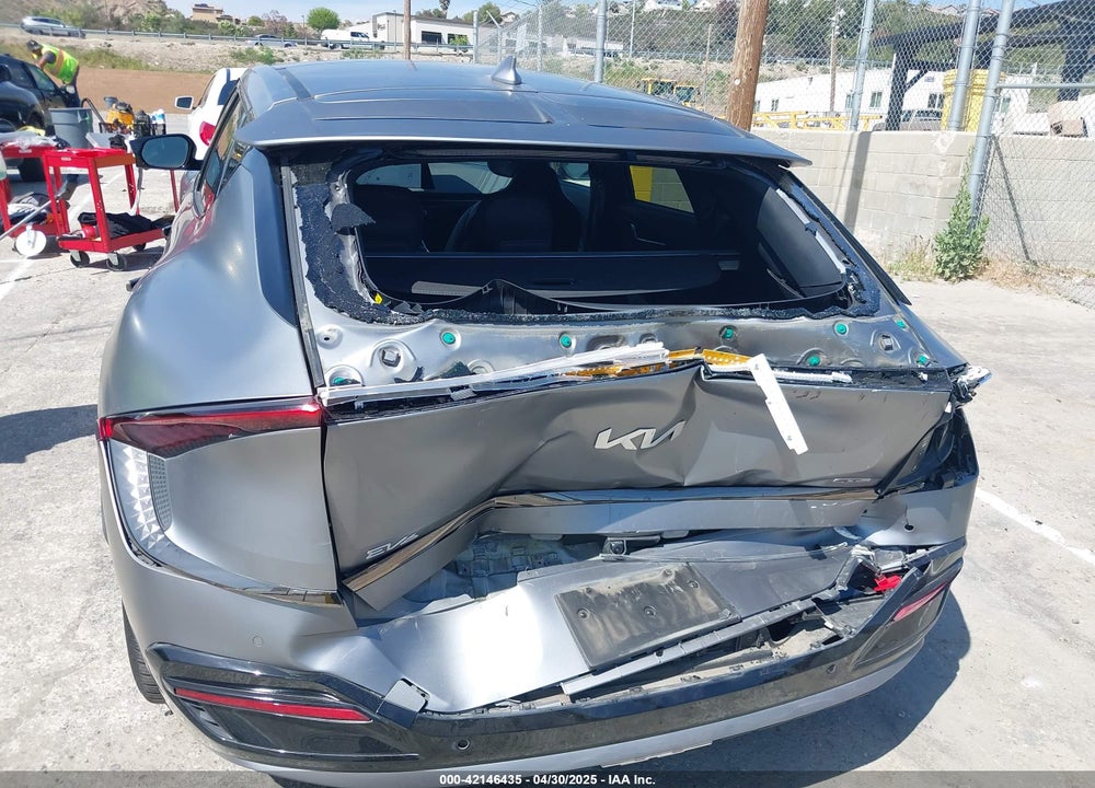 2023 KIA EV6 GT LINE VIN: KNDC44LA6P5118533