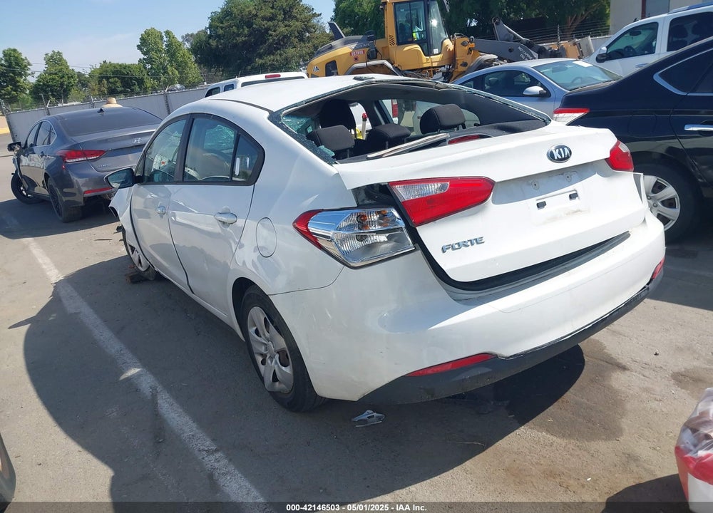 2016 KIA FORTE VIN: KNAFK4A62G5577668