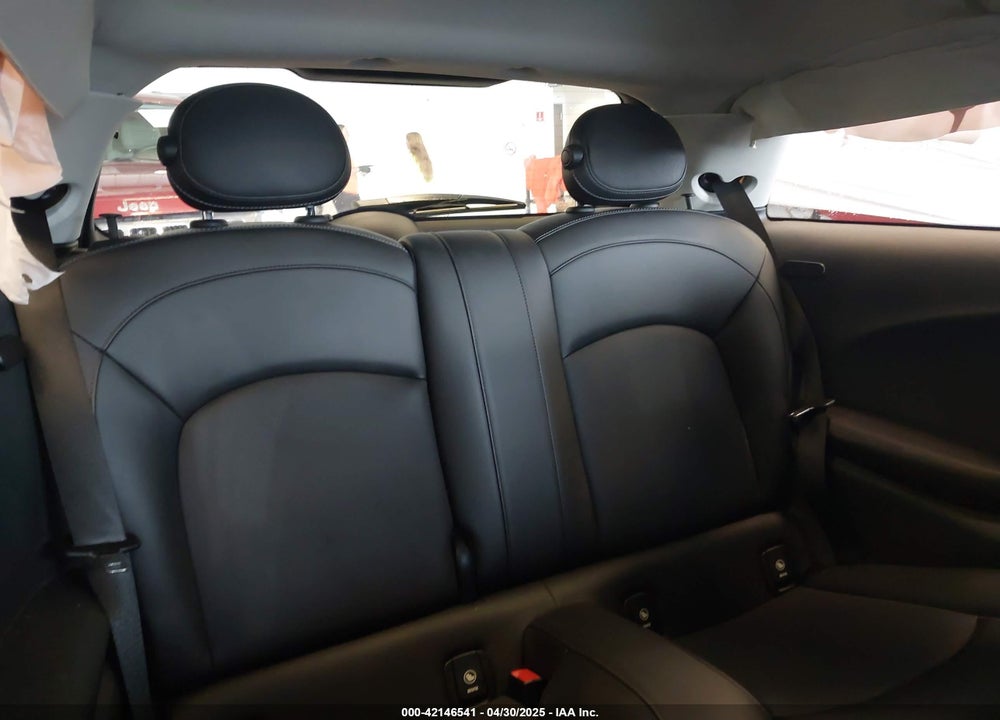 2015 MINI COOPER VIN: WMWXM5C57FT942137
