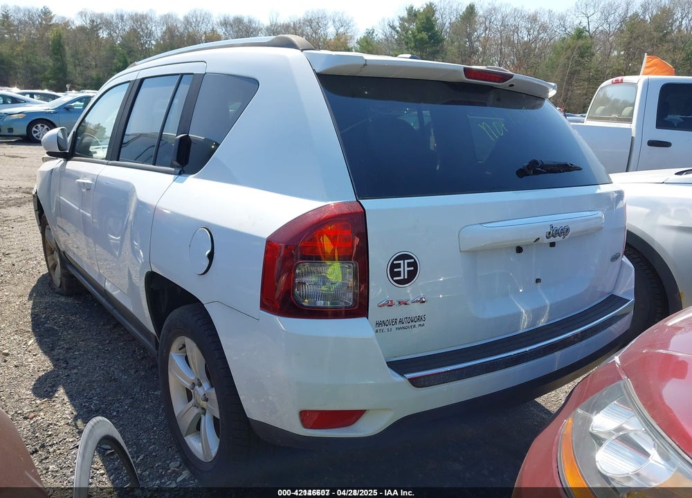 2015 JEEP COMPASS VIN: 1C4NJDEB1FD105684