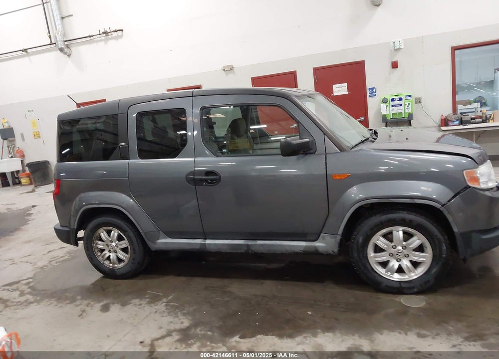 2010 HONDA ELEMENT LX VIN: 5J6YH2H39AL001857