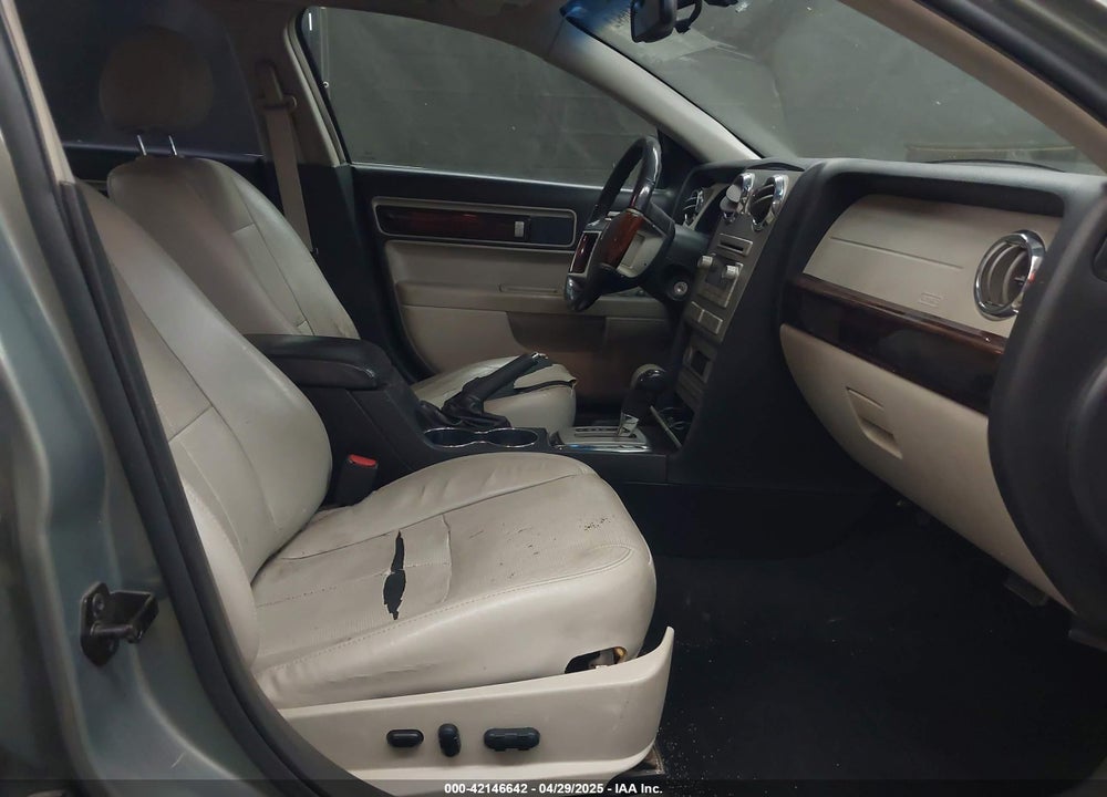 2008 LINCOLN MKZ VIN: 3LNHM26T68R623067