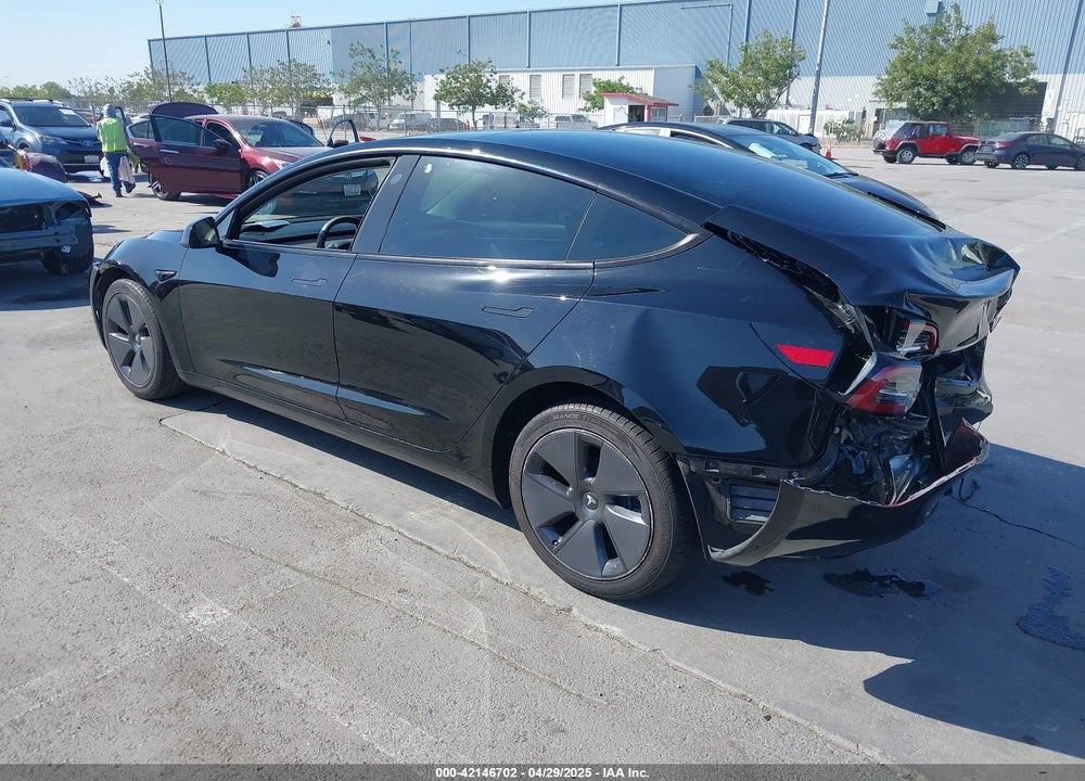 2021 TESLA MODEL 3 STANDARD RANGE PLUS REAR-WHEEL DRIVE VIN: 5YJ3E1EA5MF939299