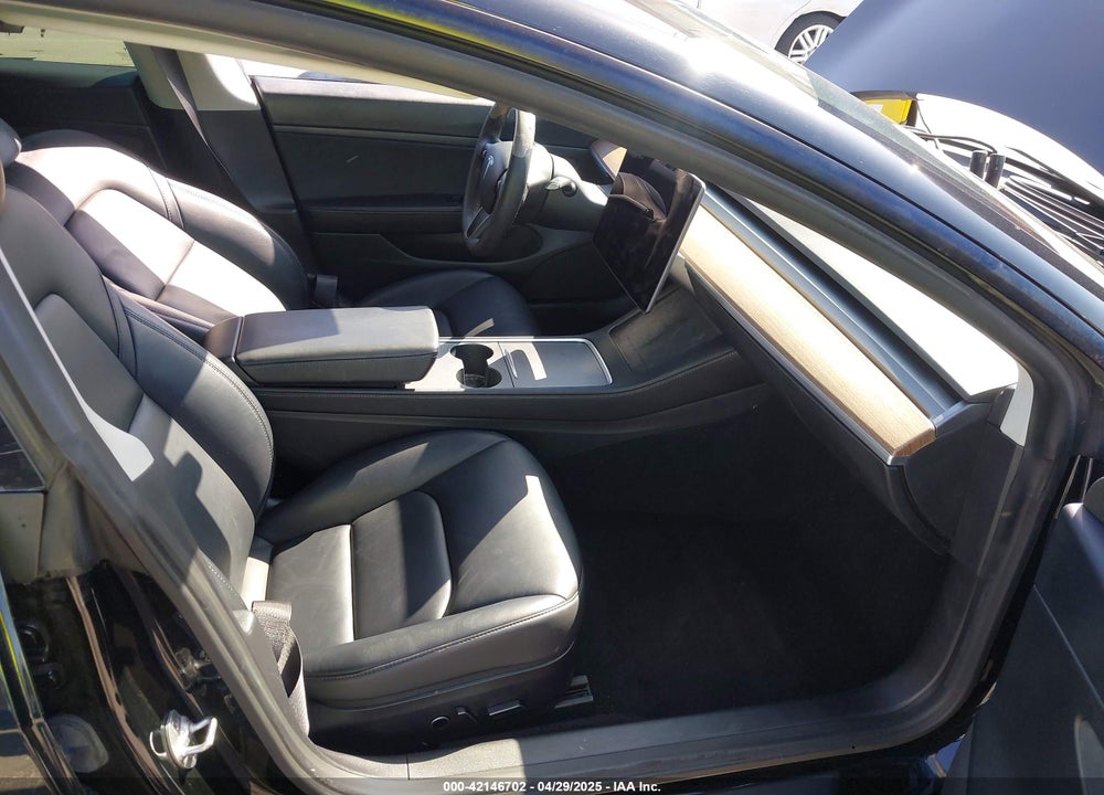 2021 TESLA MODEL 3 STANDARD RANGE PLUS REAR-WHEEL DRIVE VIN: 5YJ3E1EA5MF939299