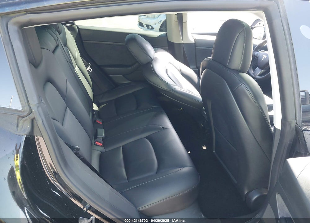 2021 TESLA MODEL 3 STANDARD RANGE PLUS REAR-WHEEL DRIVE VIN: 5YJ3E1EA5MF939299