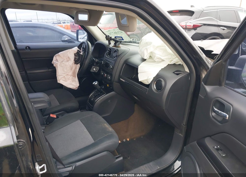 2014 JEEP PATRIOT LATITUDE VIN: 1C4NJPFA3ED547906