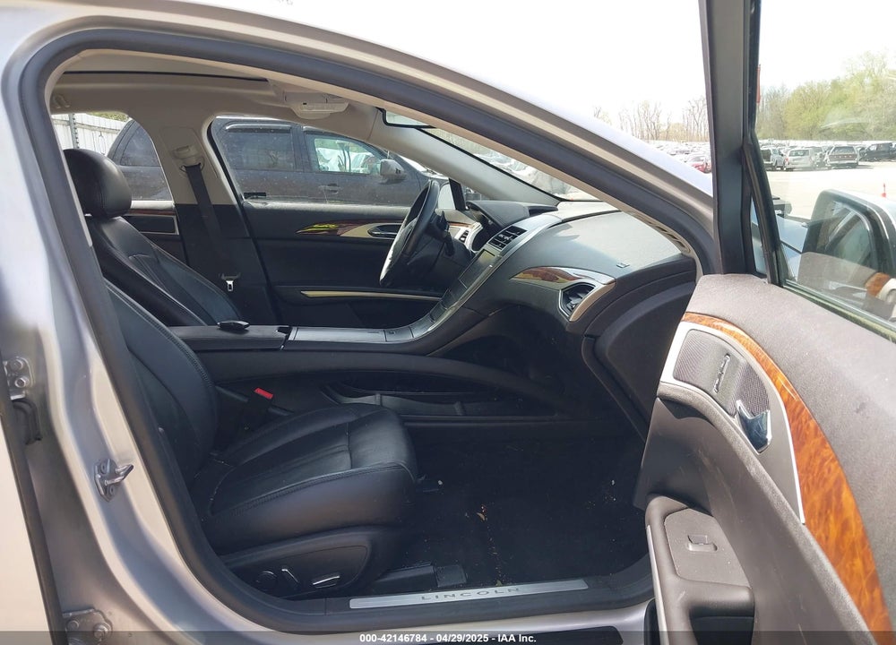 2014 LINCOLN MKZ VIN: 3LN6L2JK2ER835999