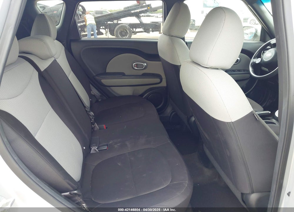 2016 KIA SOUL VIN: KNDJN2A20G7823756
