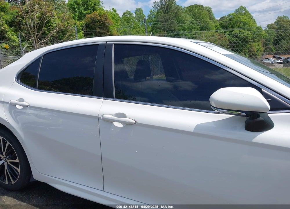2018 TOYOTA CAMRY VIN: JTNB11HK9J3022415