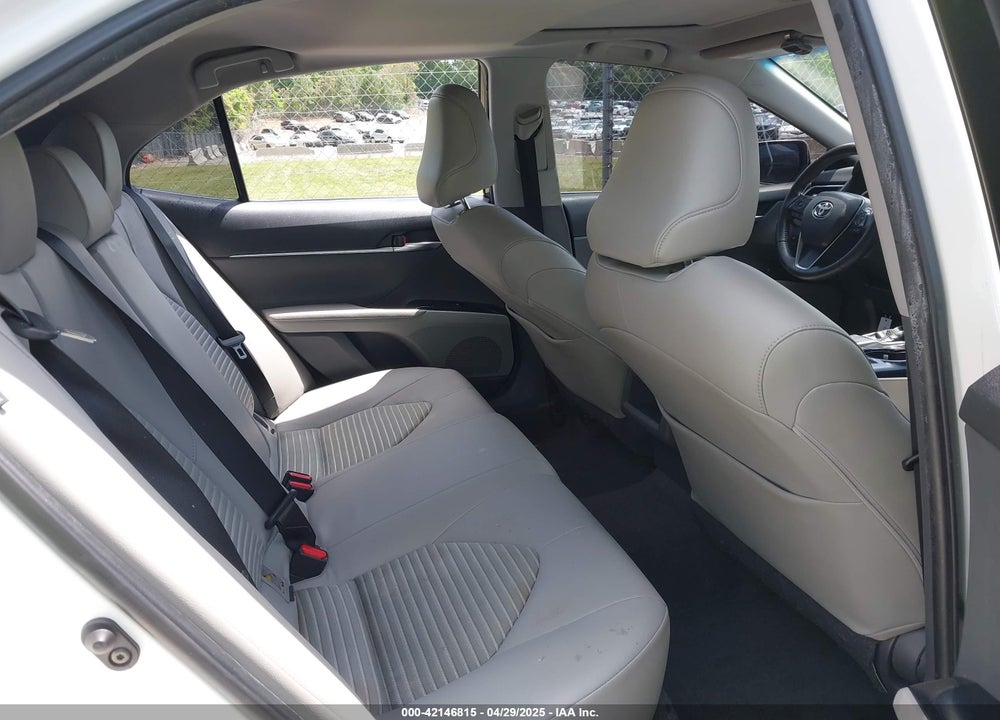 2018 TOYOTA CAMRY VIN: JTNB11HK9J3022415