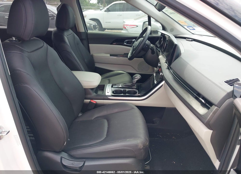 2024 KIA CARNIVAL MPV VIN: KNDNC5H38R6450739