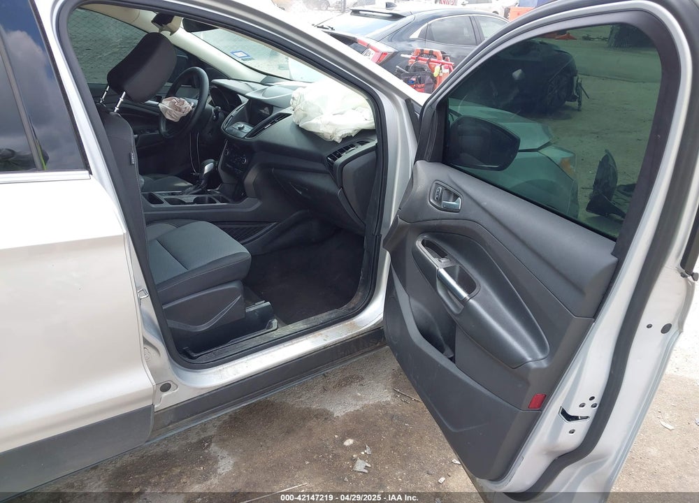 2019 FORD ESCAPE VIN: 1FMCU0GD3KUA40915