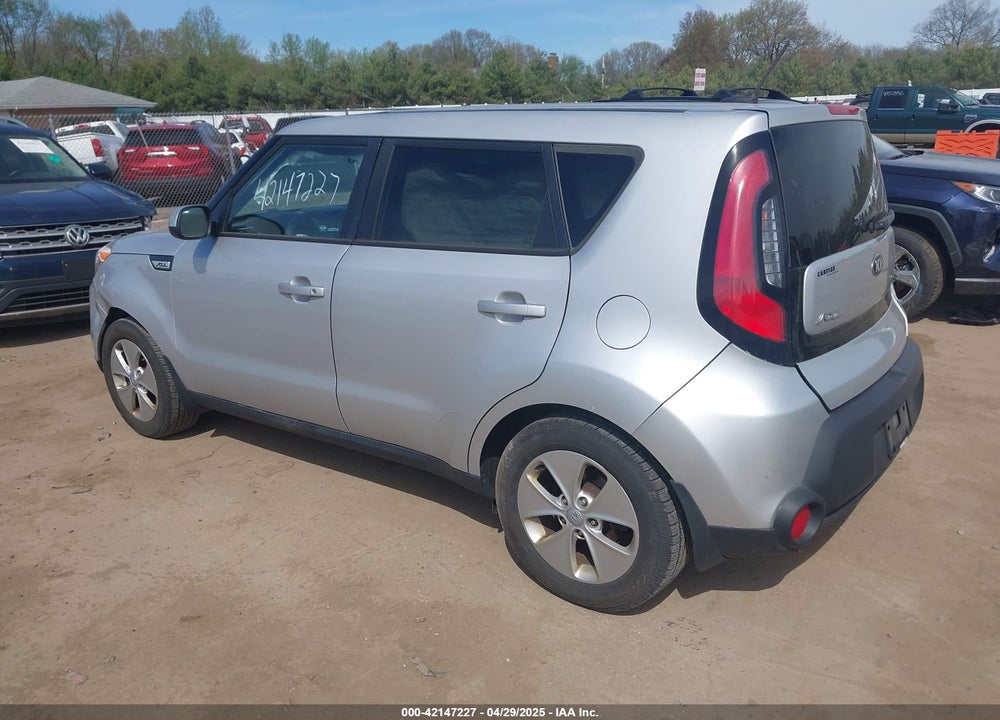 2015 KIA SOUL VIN: KNDJN2A27F7773985