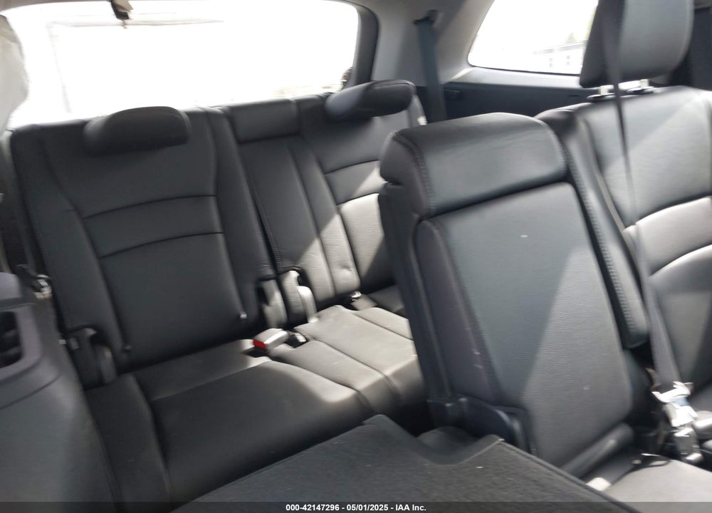 2017 HONDA PILOT VIN: 5FNYF6H60HB075761