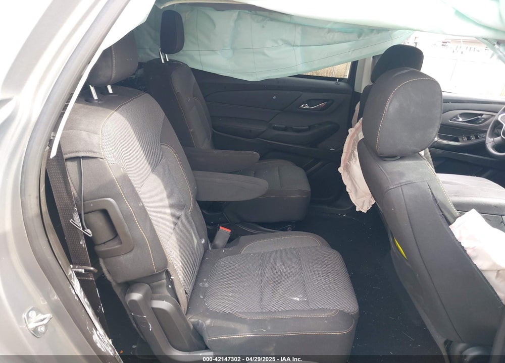 2018 CHEVROLET TRAVERSE VIN: 1GNERGKW4JJ135006