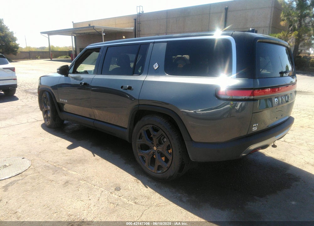 2024 RIVIAN R1S ADVENTURE DUAL MOTOR MAX PACK/ADVENTURE DUAL MOTOR PERF MAX PACK VIN: 7PDSGCBA7RN031539