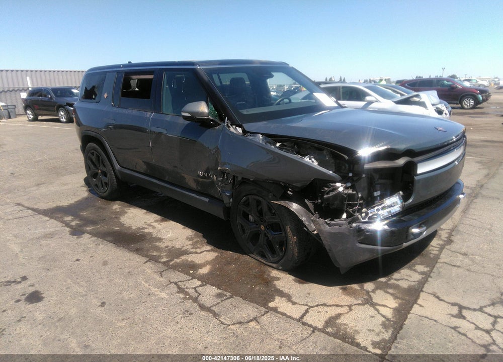 2024 RIVIAN R1S ADVENTURE DUAL MOTOR MAX PACK/ADVENTURE DUAL MOTOR PERF MAX PACK VIN: 7PDSGCBA7RN031539