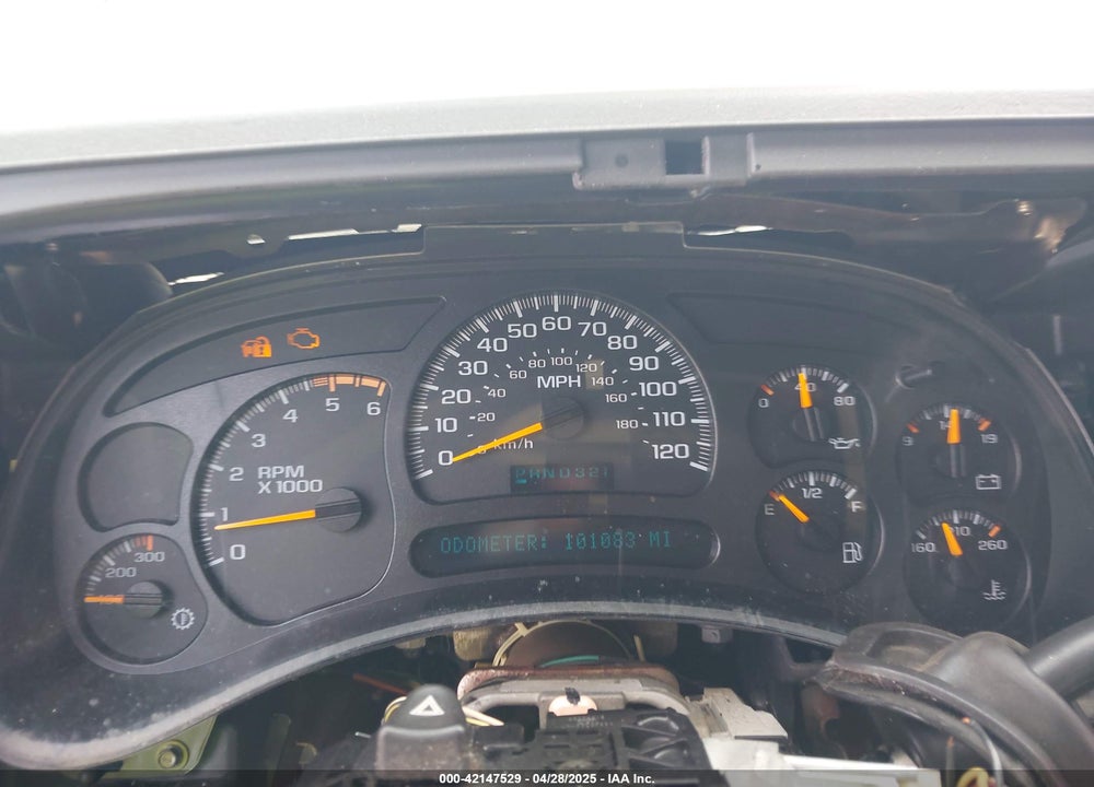 2004 CHEVROLET SILVERADO 3500 LS VIN: 1GCJC33G84F220818