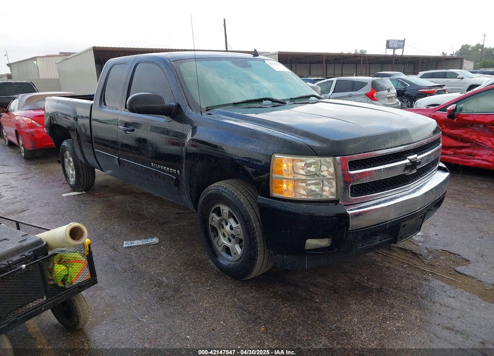 2008 CHEVROLET SILVERADO 1500 LT1 VIN: 2GCEC19J281237636