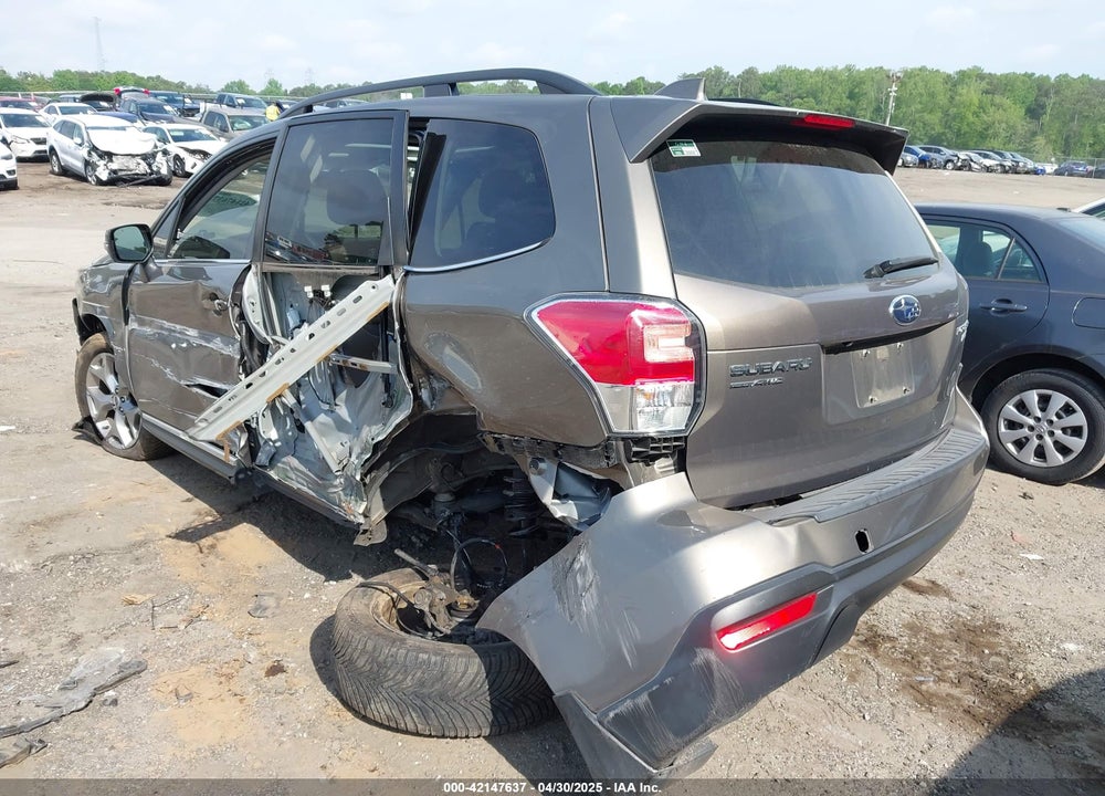 2017 SUBARU FORESTER VIN: JF2SJATC8HH418242